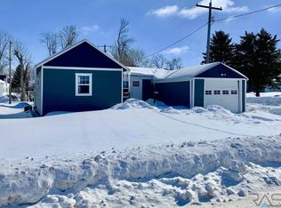 308 Granite Ave, Garretson, SD 57030