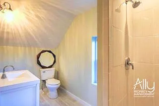 722 McIntire Rd #1 — Photo 8