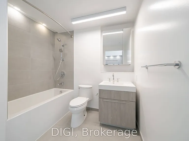 57 Spadina Ave #810 — Photo 15