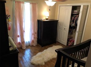 51 Ash Ct, Lake Jackson, TX 77566