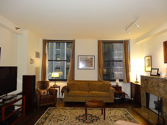 2nd image of 6 N Michigan Ave Unit 606