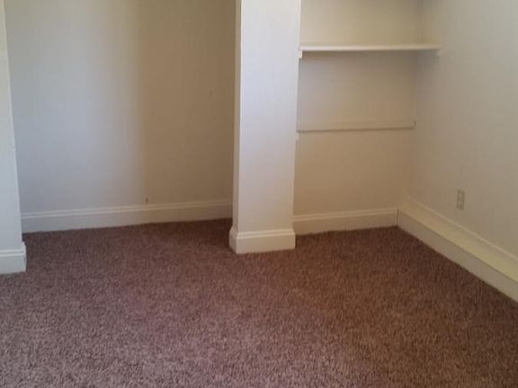 3rd image of 6813 Sprig Dr