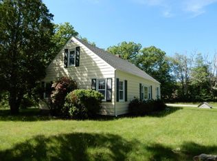 393 Chopmist Hill Rd, Glocester, RI 02814