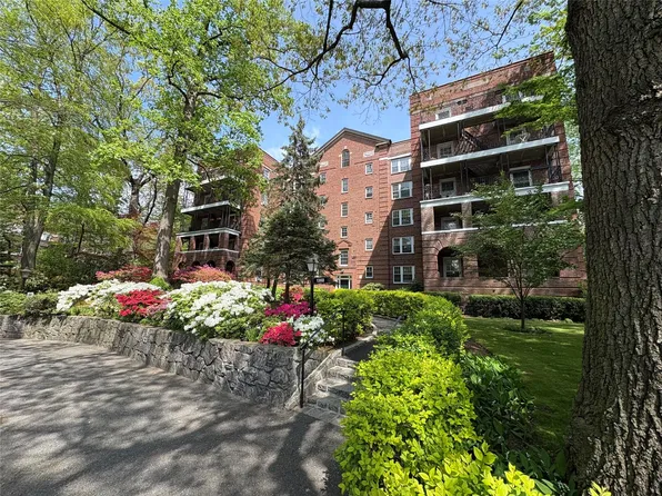 1360 Midland Avenue #1B, Bronxville, NY 10708