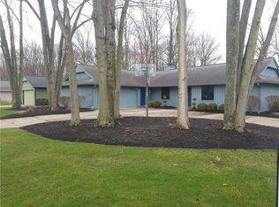 21586 Little Brook Way, Strongsville, OH
