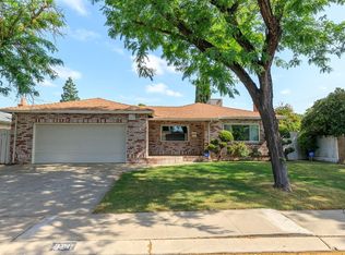 221 Raven Ct, Modesto, CA 95350