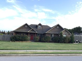 1211 Cavalry Ln, Prairie Grove, AR 72753