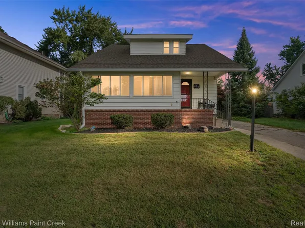 328 Ferndale Ave, Rochester, MI 48307