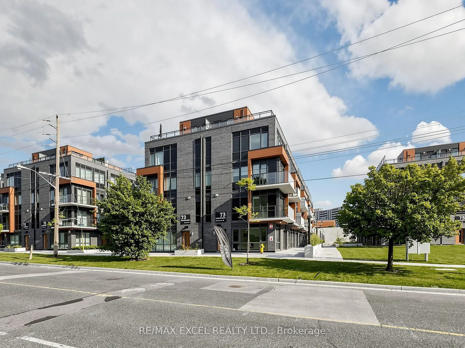 73 Curlew Dr — Photo 3