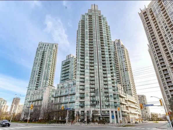 3939 Duke Of York Blvd #1802, Mississauga, ON L5B 4N2