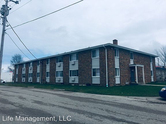 2nd image of 5912 50th Ave #9