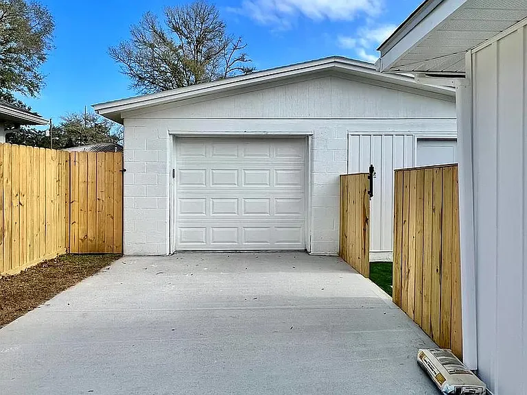 713 Cypress Dr — Photo 27