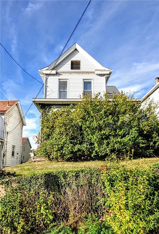 1011 Gaskill Ave photo 1