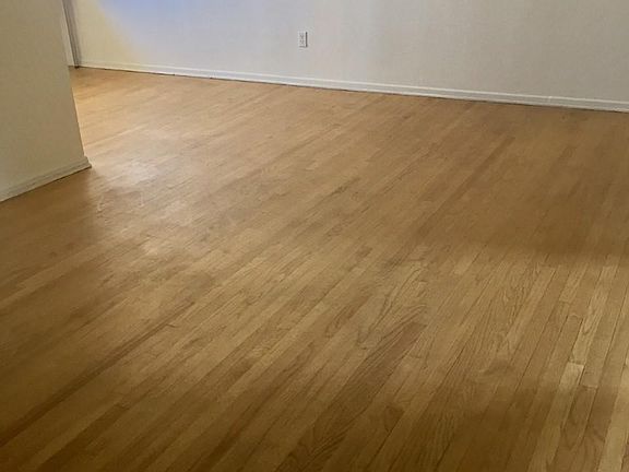 4th image of 1145 S Holt Ave