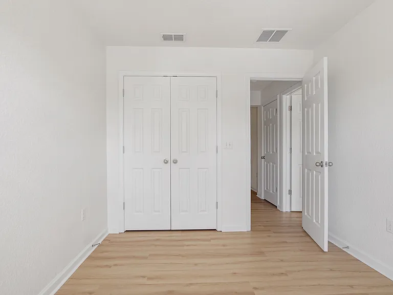 217 Sand Oak Blvd — Photo 24