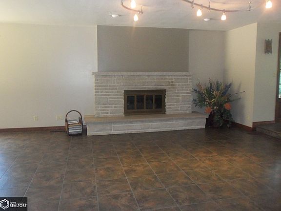 5th image of 1304 Township Road 1450n