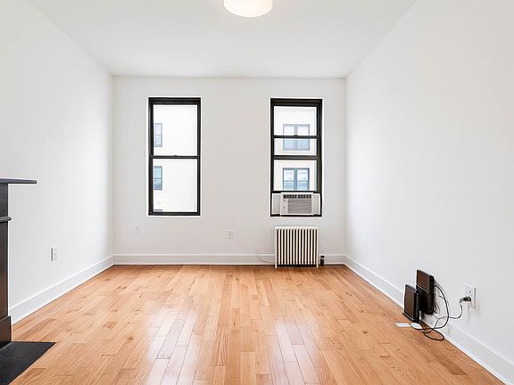 2nd image of 317 Troutman St APT 1R