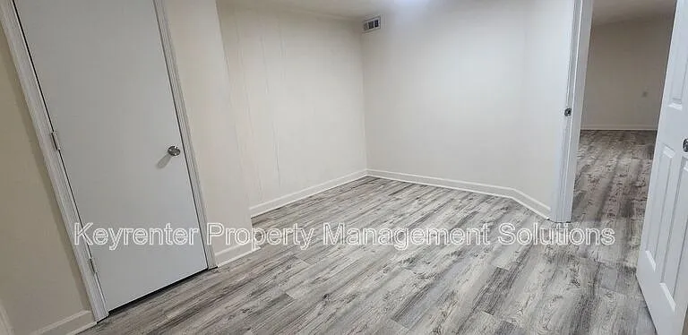 825 Highland Ave — Photo 17