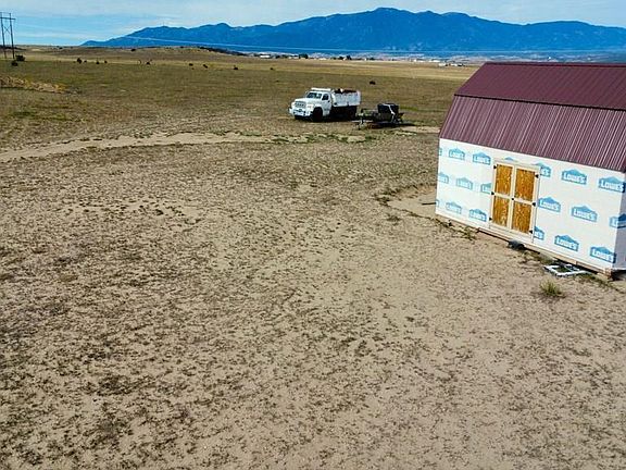 2nd image of 6567 Meadow Bluff Dr