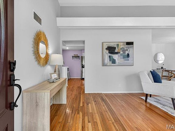 2nd image of 1 Seawood Ct