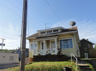 2046 Georgetown Rd NE, Canton, OH 44704