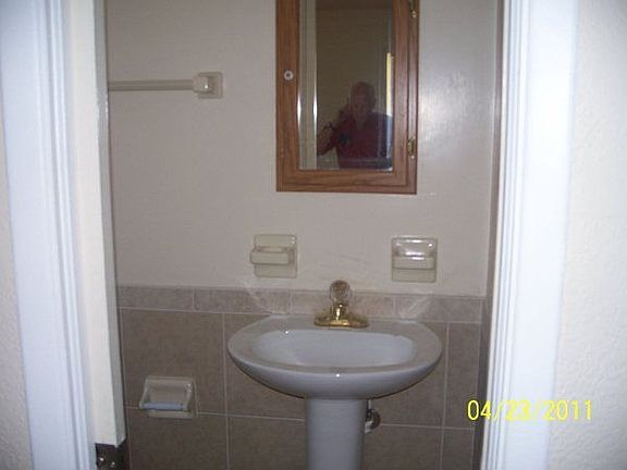 3rd image of 617 Beth Dr