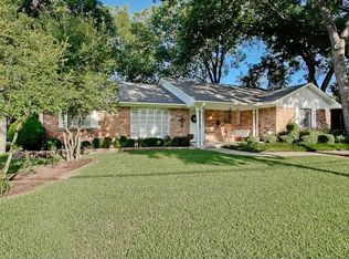 9023 Mercer Dr, Dallas, TX 75228