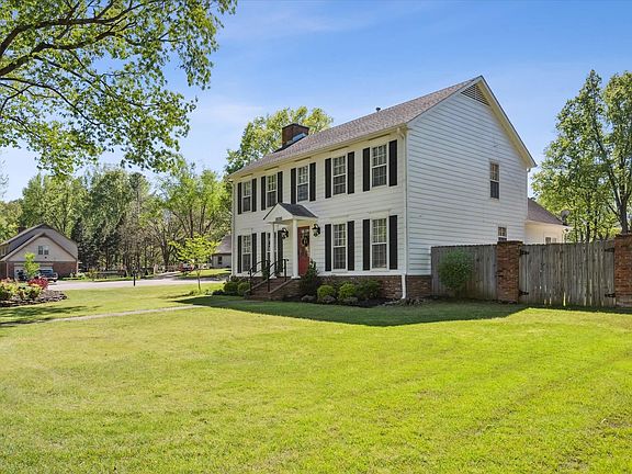 4th image of 3035 Honey Tree Dr