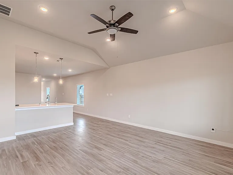 21606 Wave Hollow Dr — Photo 17