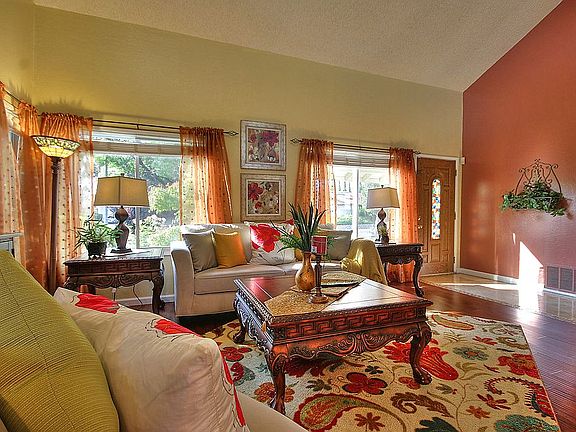 5th image of 201 Tonopah Dr