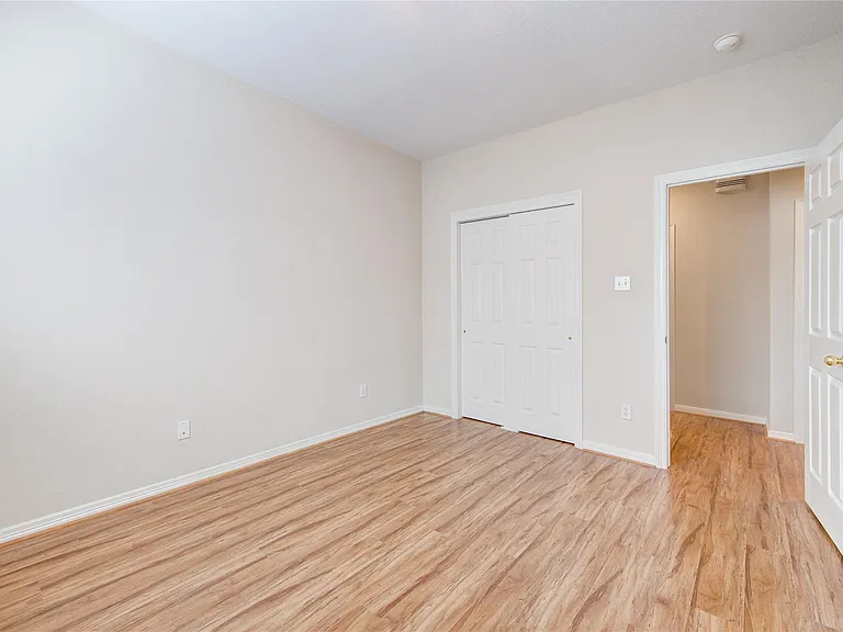 22514 Jutewood Ln — Photo 35