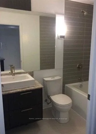 8 Mercer St #206 — Photo 16