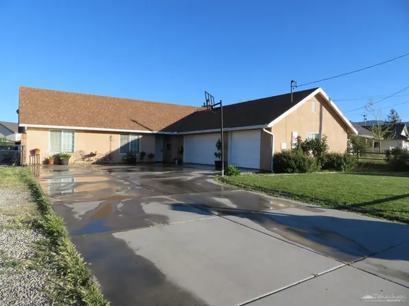 21730 Ripple Ln, Tehachapi, CA 93561