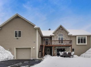 W312S8869 Cherokee PASS, Mukwonago, WI 53149