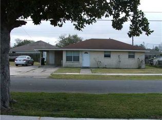 2201 Mumphrey Rd, Chalmette, LA 70043
