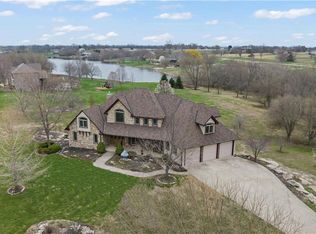 3855 W 222nd St, Bucyrus, KS 66013