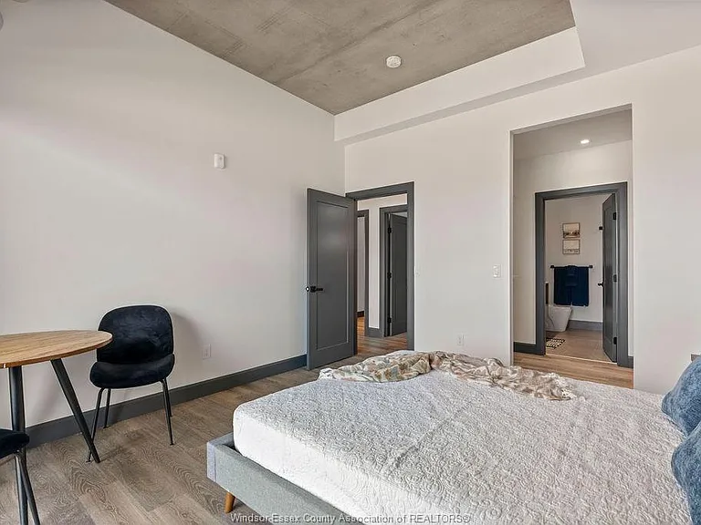 1530 Lauzon Rd #109 — Photo 40
