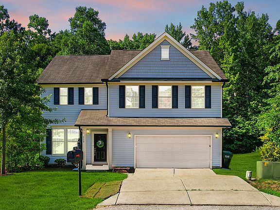 2nd image of 118 Hemlock Green Ln