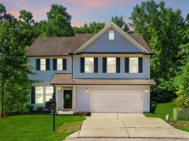 118 Hemlock Green Ln — Photo 2