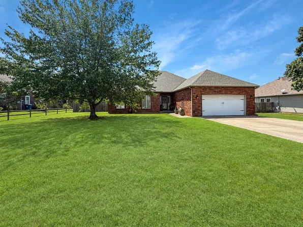 2235 Alison Street, Carthage, MO 64836