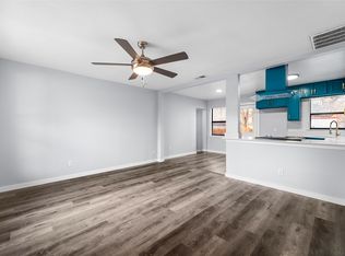 613 Cedar Dr, Mesquite, TX 75149