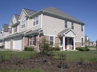 8307 Newbridge Ln, Joliet, IL