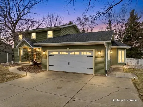 1012 West CHAPEL STREET, Marshfield, WI 54449