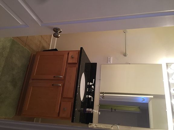 4th image of 3300 S Wallace St APT 3R