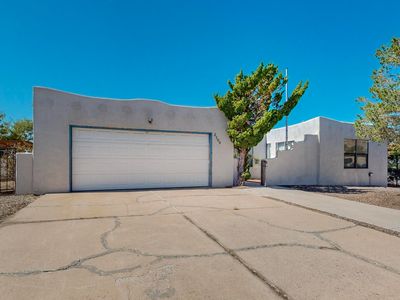 2109 Father Sky St NE, Albuquerque, NM, 87112