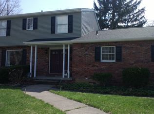 29011 Westwood Rd, Bay Village, OH 44140