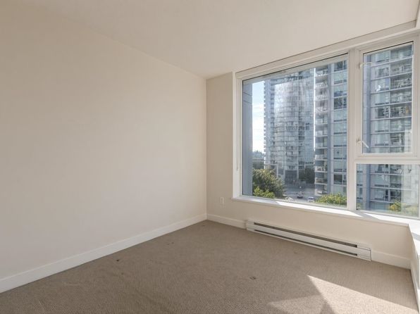 1 bedroom rental in Surrey — photo 14