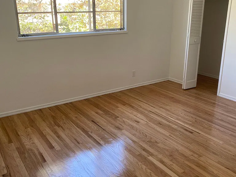Bedroom #1