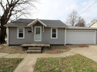 1011 S Center St, Fort Branch, IN 47648