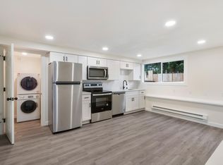 549 Index Pl NE UNIT B, Renton, WA 98056